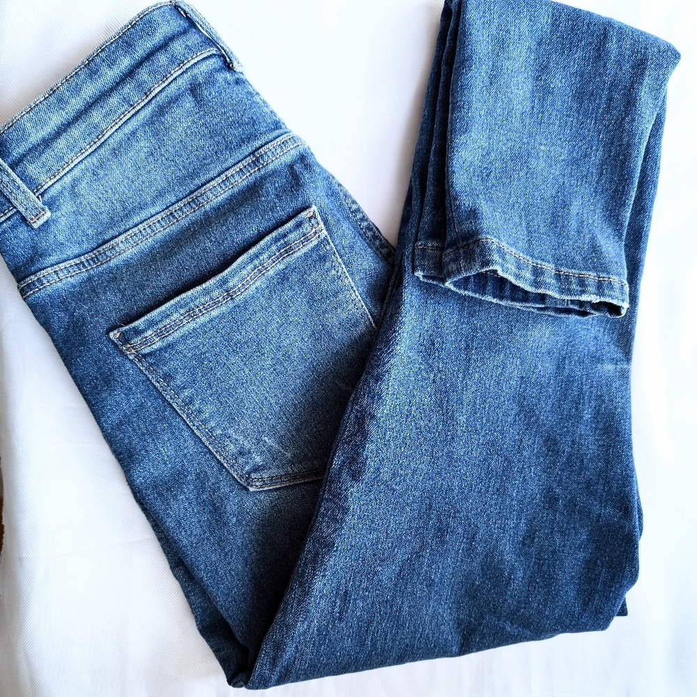 High Waist Summer Cropped Jeans. Sz 26